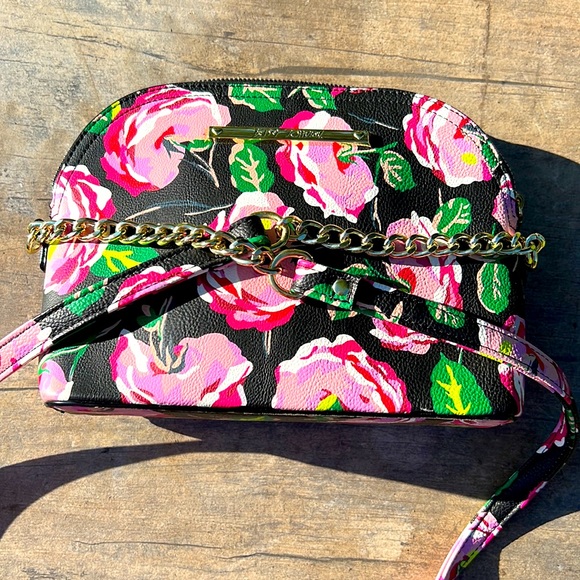 NWOT Betsey Johnson Crossbody - Picture 6 of 7